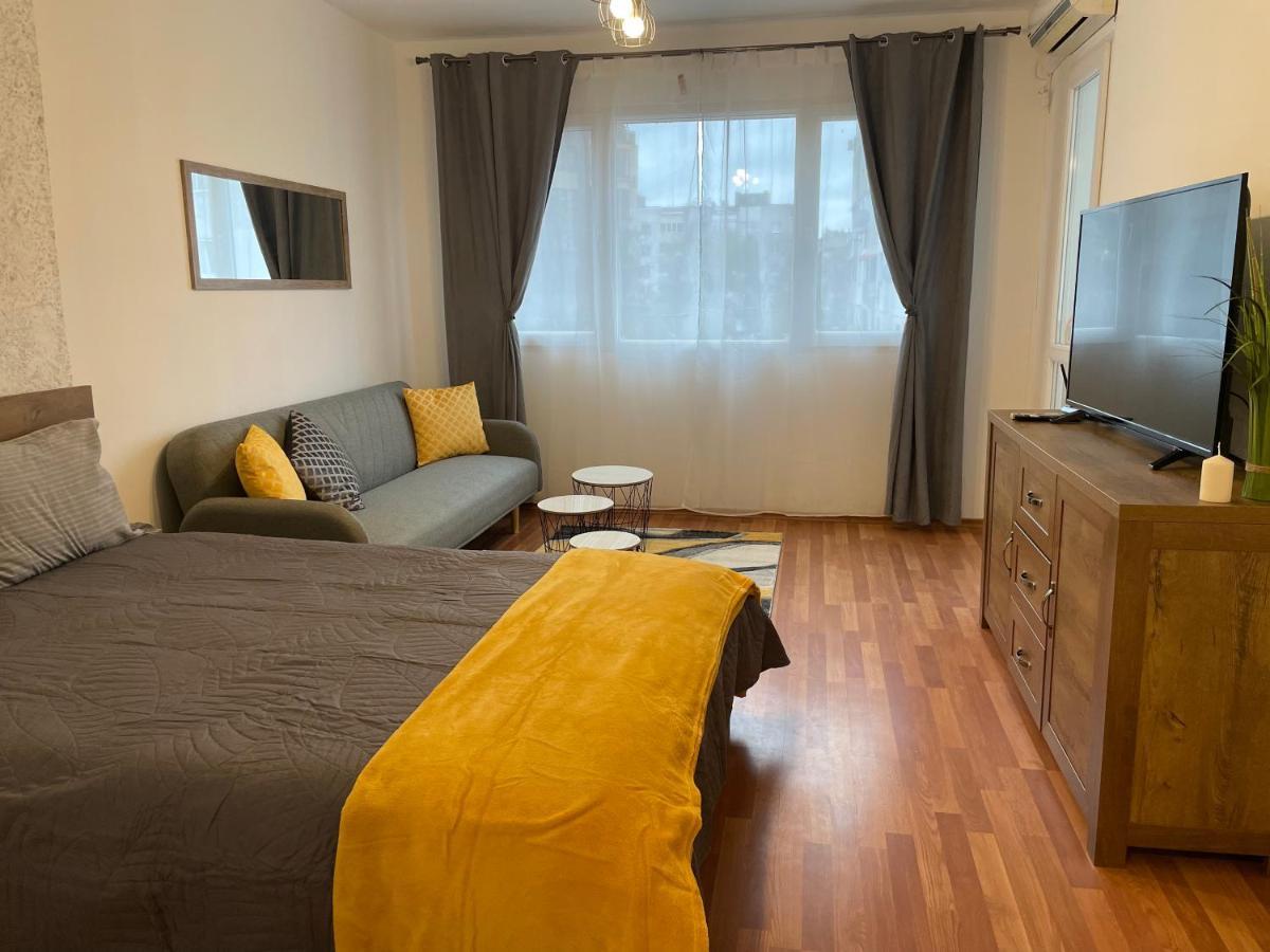 Sity Home Burgas City Eksteriør billede
